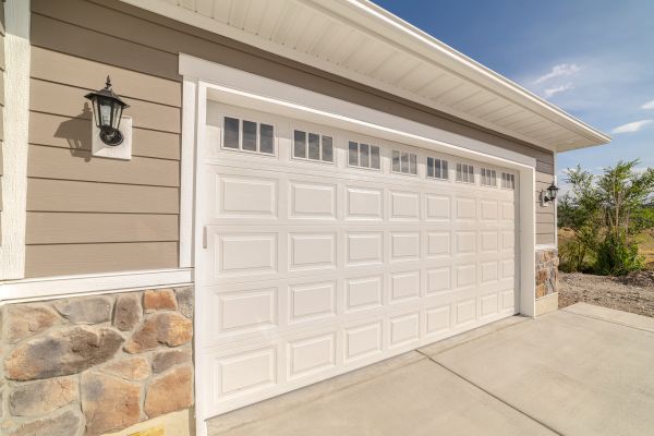 Garage Lifting in Independence